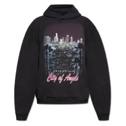 Sweatshirts & Hoodies