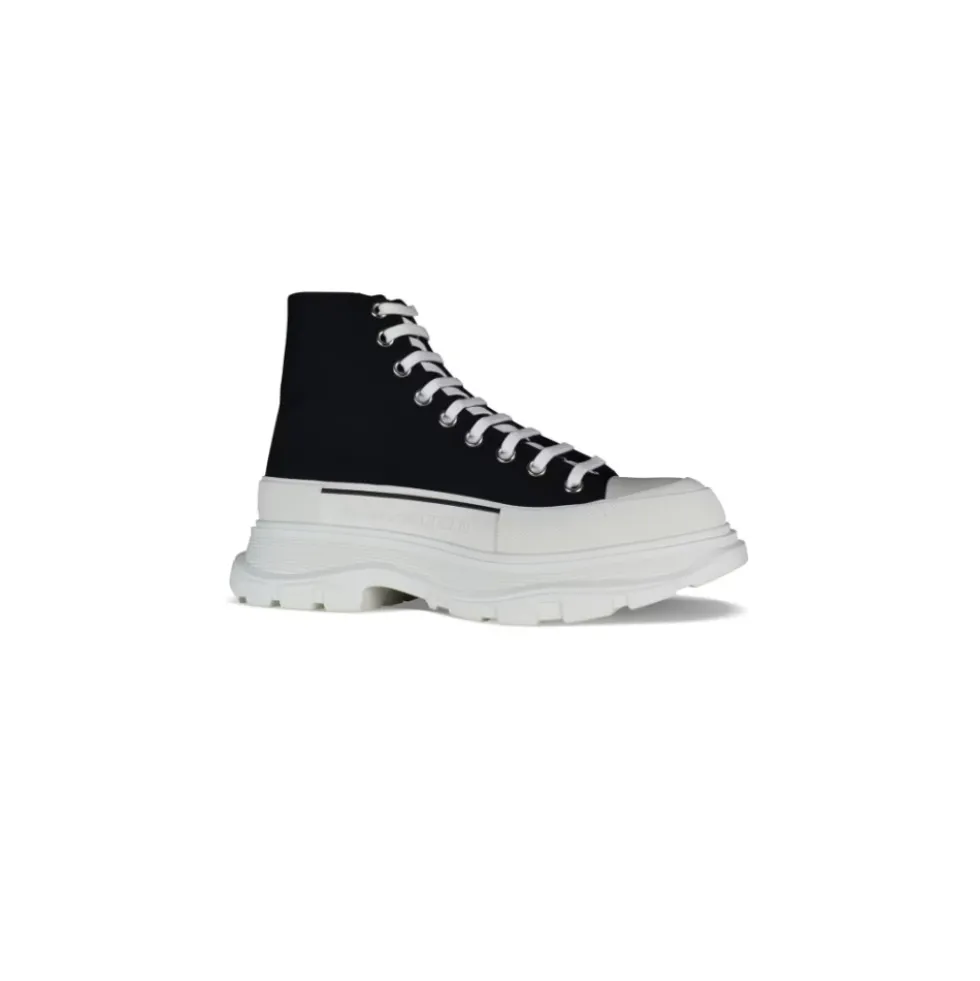 Tread Slick Lace Up