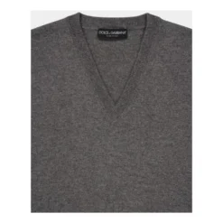 V-Neck Cashmere Pullover