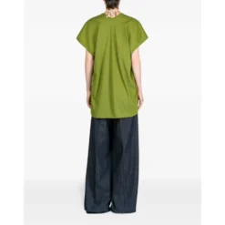 V-neck T-shirt