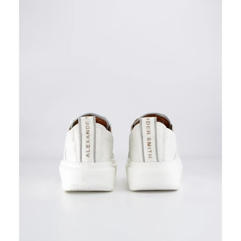 Wembley Sneakers
