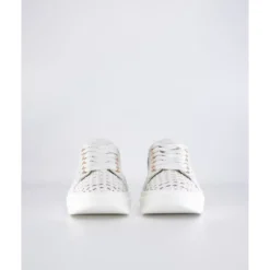 Wembley Sneakers