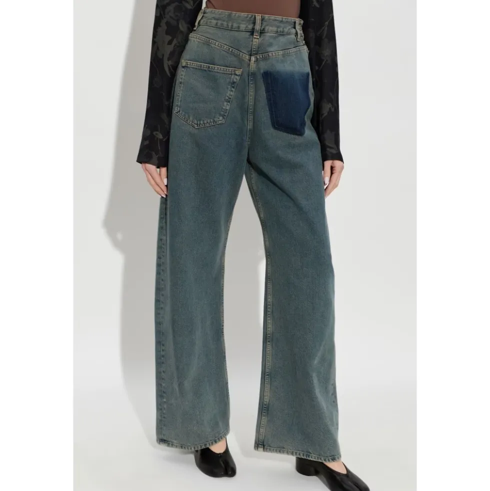 Wide-leg Jeans
