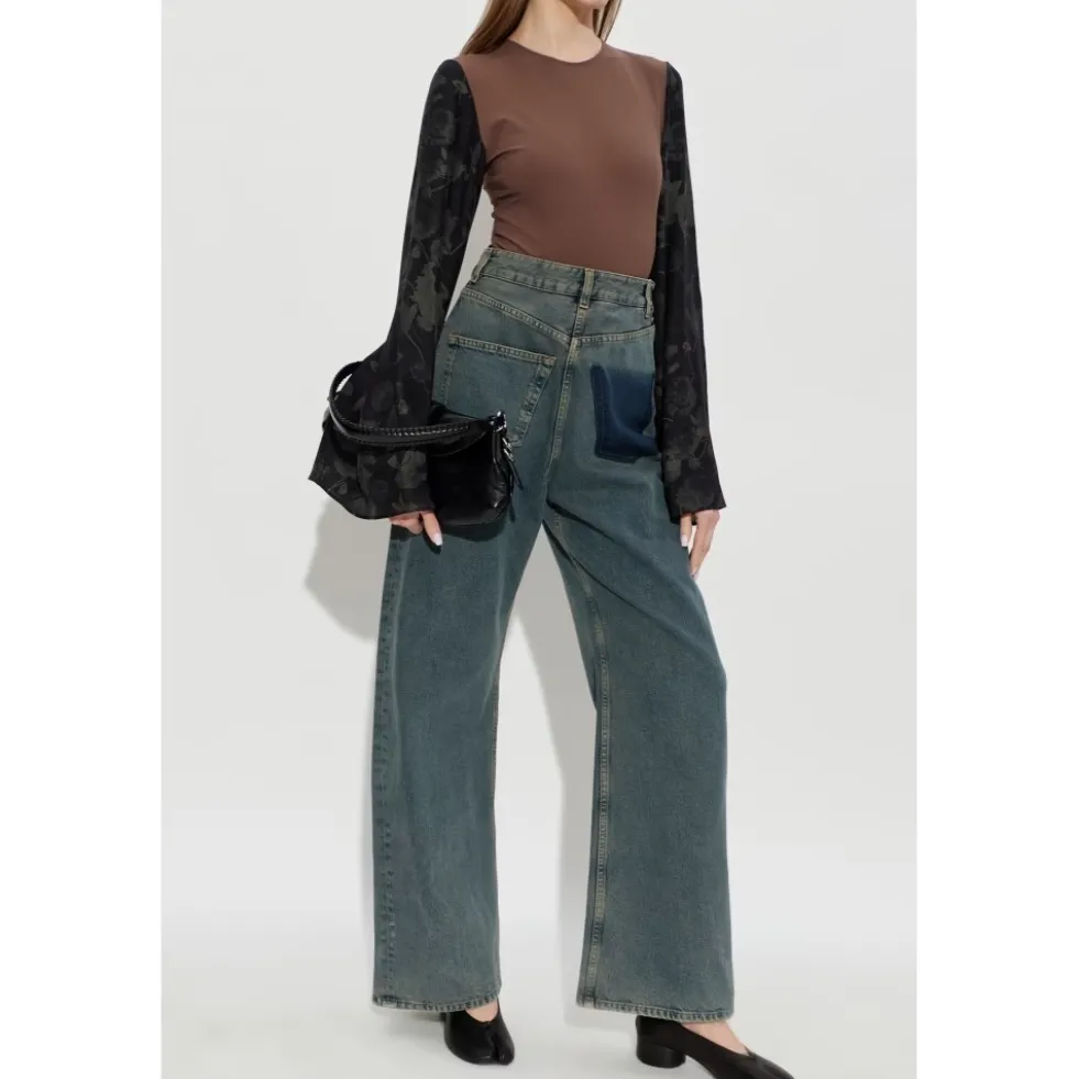 Wide-leg Jeans