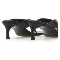 With Heel