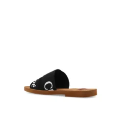 Woody Flat Mule