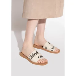 Woody Flat Mules