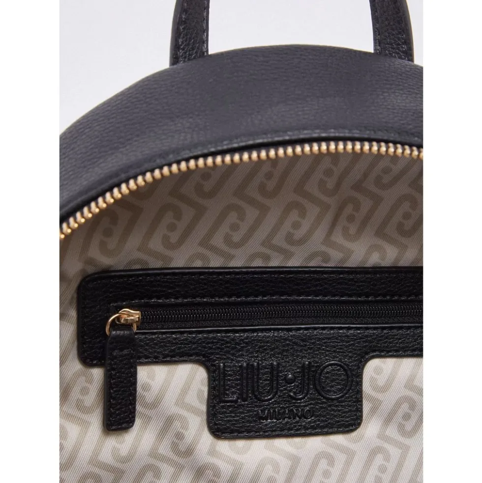 Zaino medio con charm